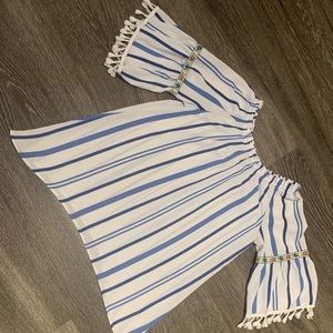 Belle Du Jour girls XL off the shoulder top